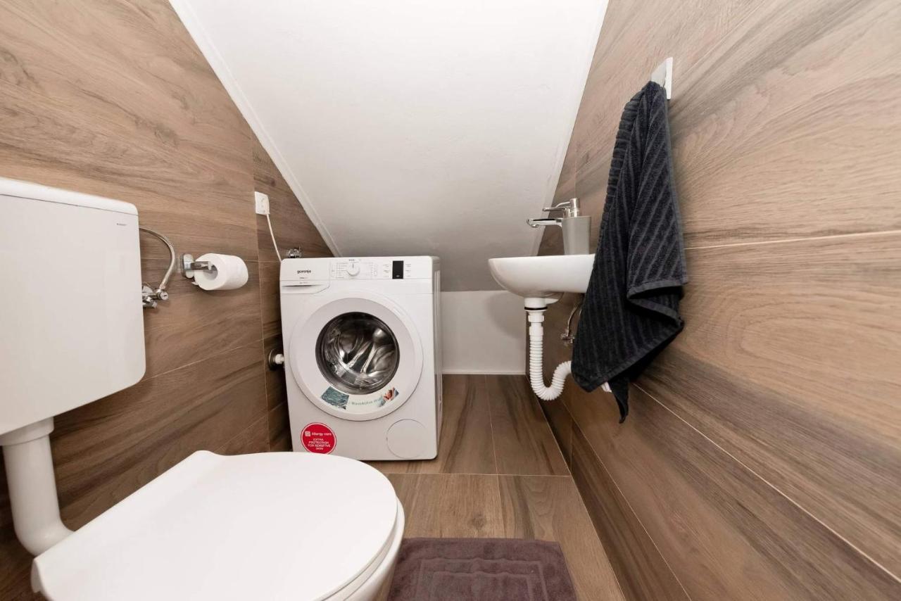 Apartment White Pearl Razanac Luaran gambar