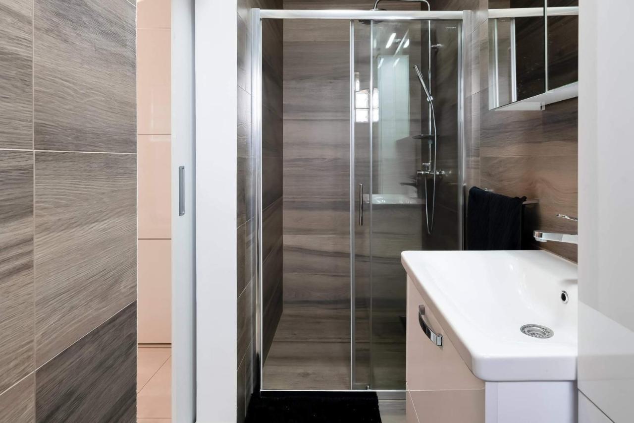 Apartment White Pearl Razanac Luaran gambar
