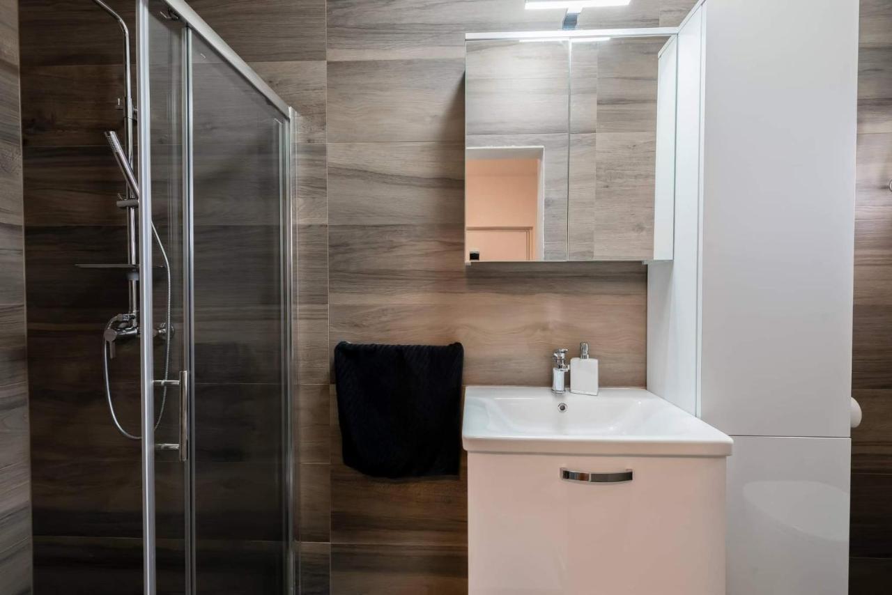 Apartment White Pearl Razanac Luaran gambar