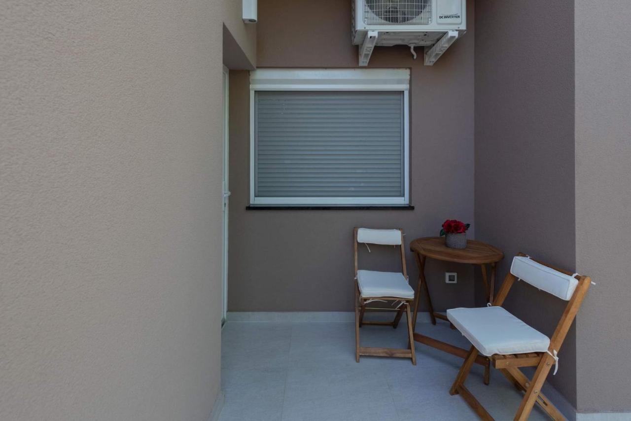 Apartment White Pearl Razanac Luaran gambar